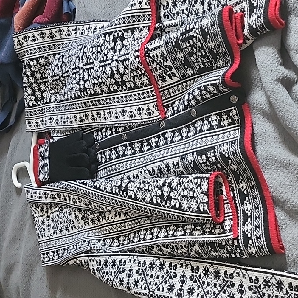 Cardigan sweater with matching scarf and gloves